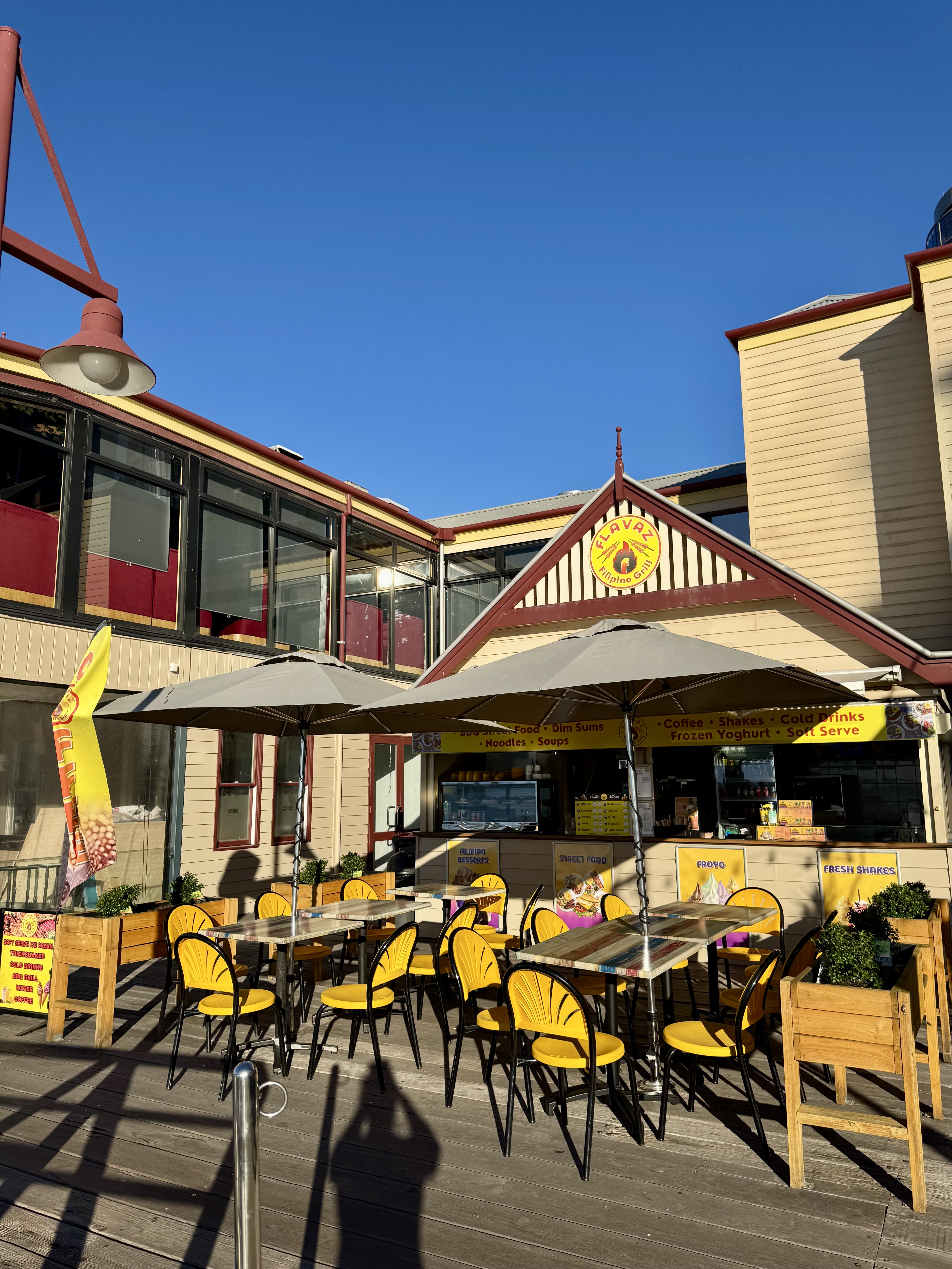 Flavaz cafe front